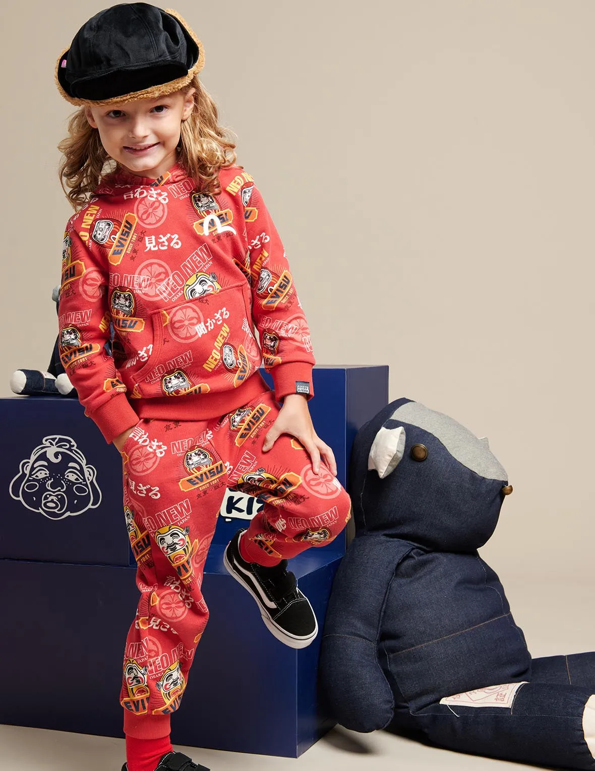 Allover Daruma and Kamon Print Sweatpants