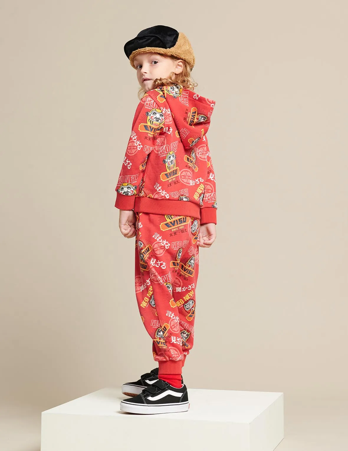Allover Daruma and Kamon Print Sweatpants
