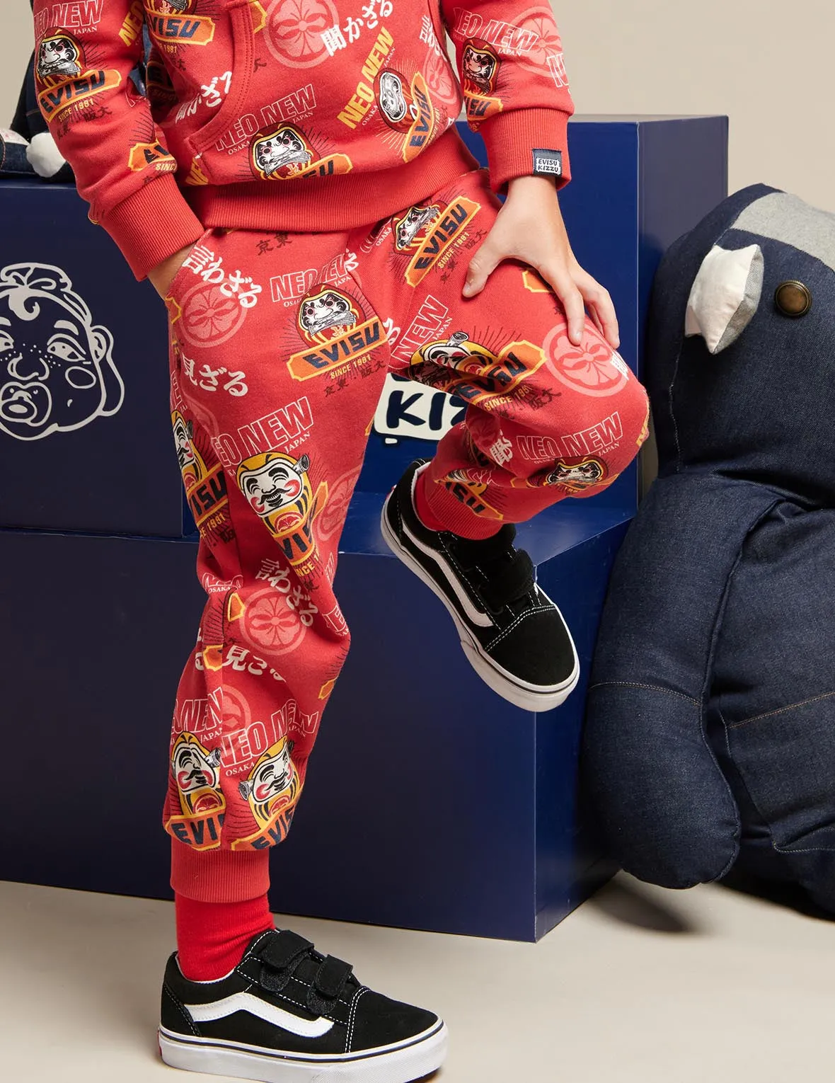 Allover Daruma and Kamon Print Sweatpants
