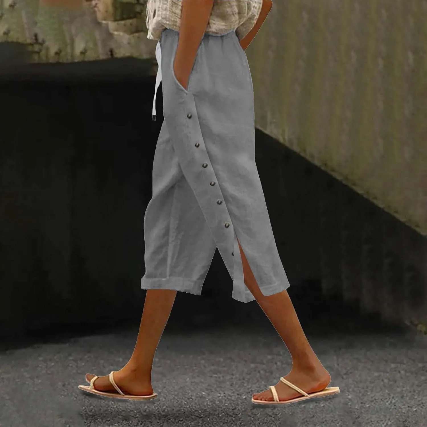 Linen Capri Pants for Women Drawstring Elastic Waist Shorts Lightweight Summer Pants Beach Capri Pants with Pockets