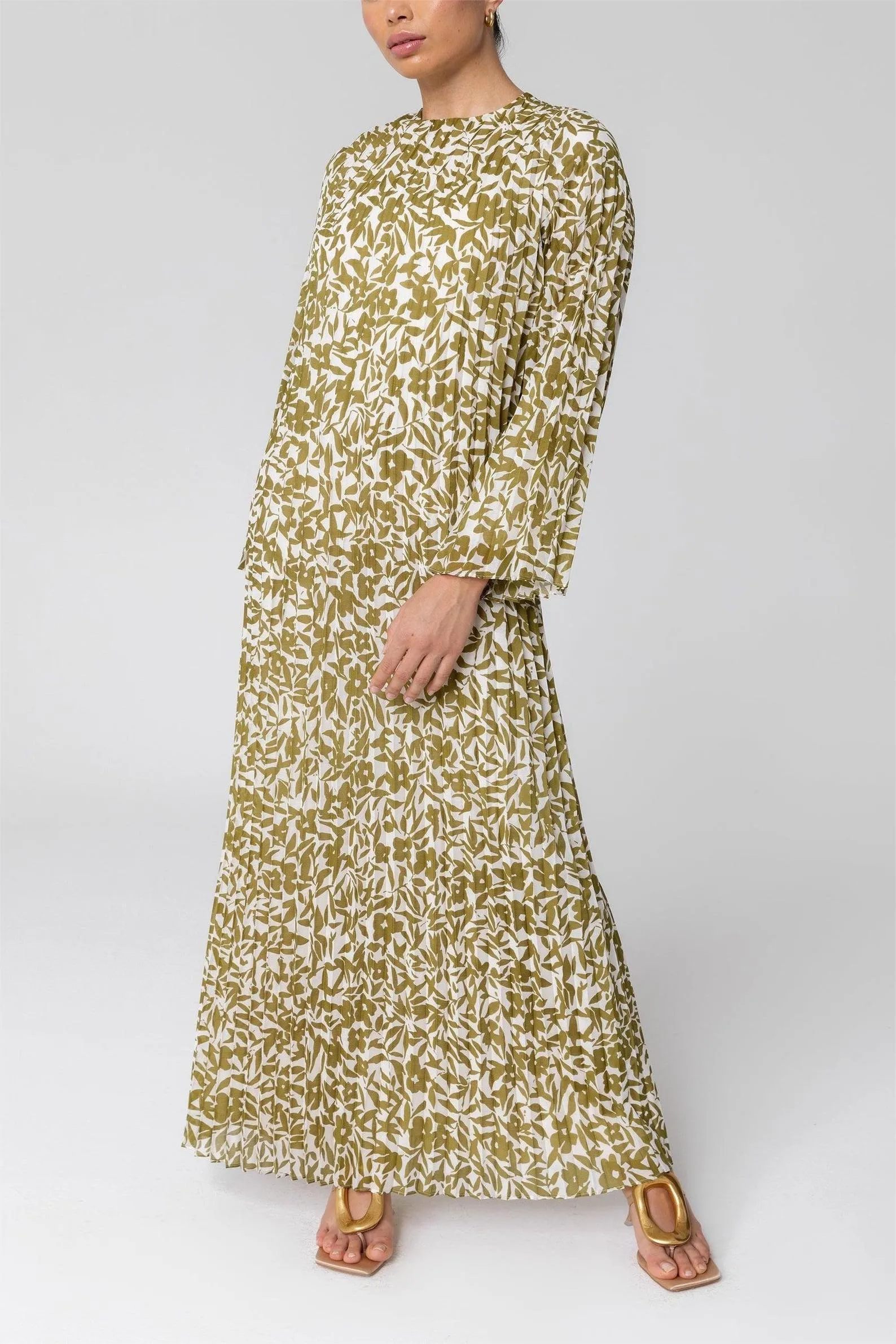 Pleated Printed Shift Maxi Dress -Brown